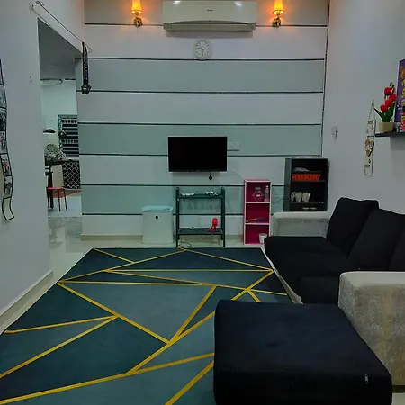 Embun Homestay Kemaman Chukai Exterior photo